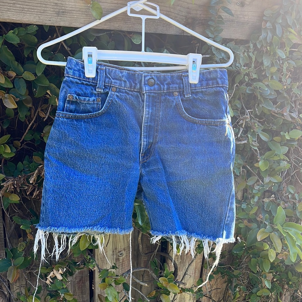 LEVIS blue jorts size